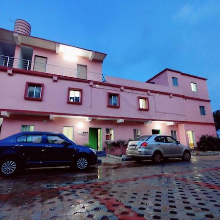 Aiims Nagar Rest House Bhubaneswar Exterior foto